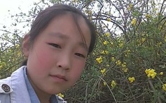 警方在花园地底挖出160万现金